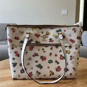 Coach Floral Cream Tote Bag